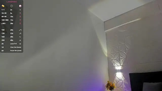 EmillyLim online show from 20, 4, 2026