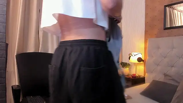 liam twiink online show from 13, 3, 2026