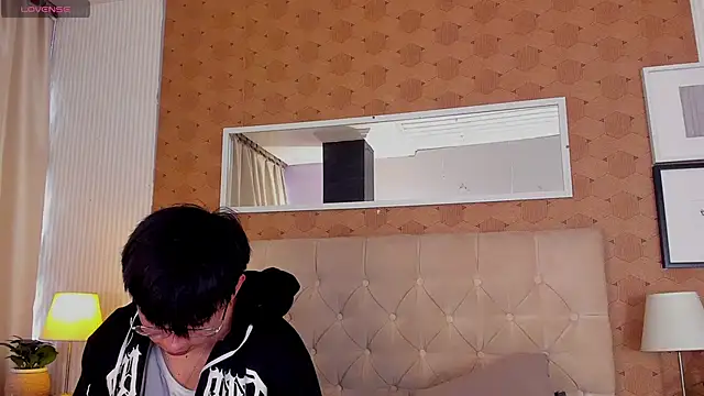 liam twiink online show from 20, 12, 2025