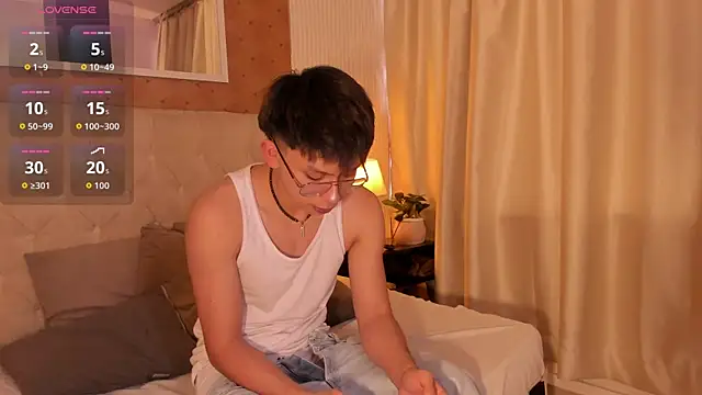 liam twiink online show from 28, 10, 2025