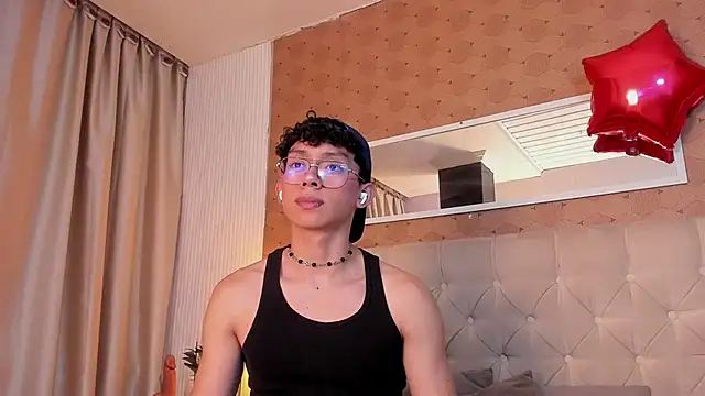 liam twiink online show from 18, 2, 2026