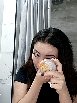 Snapshot of Miss_sakura0_0 chatting on 27, 11, 2025 Miss sakura0 0 online show from 27, 11, 2025