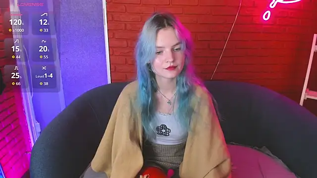 Snapshot of Lika_Sky chatting on 16, 10, 2025 Lika Sky online show from 16, 10, 2025