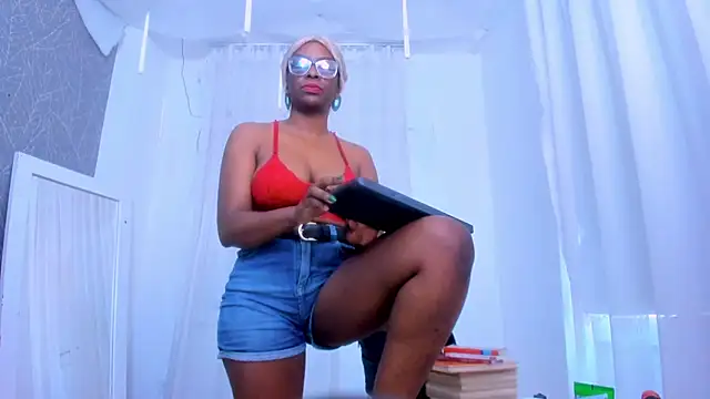 LolaJenkinss online show from 24, 11, 2025