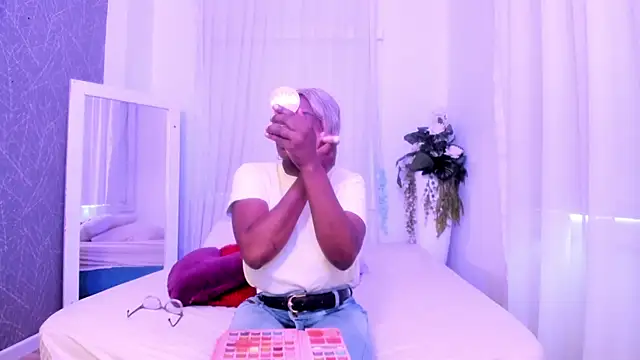 LolaJenkinss online show from 17, 10, 2025