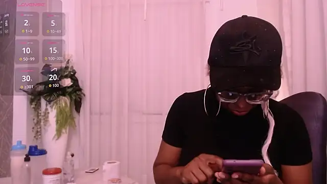 LolaJenkinss online show from 9, 11, 2025