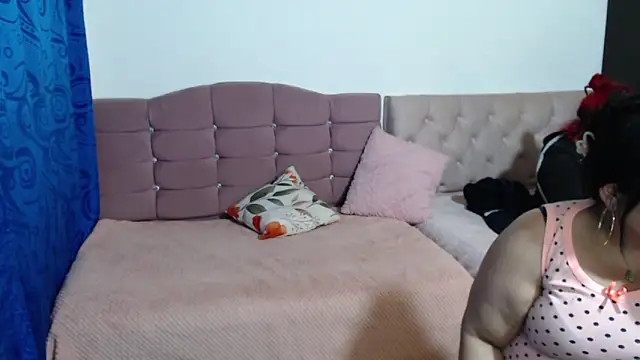 LITTLEKITTY19 online show from 13, 12, 2025