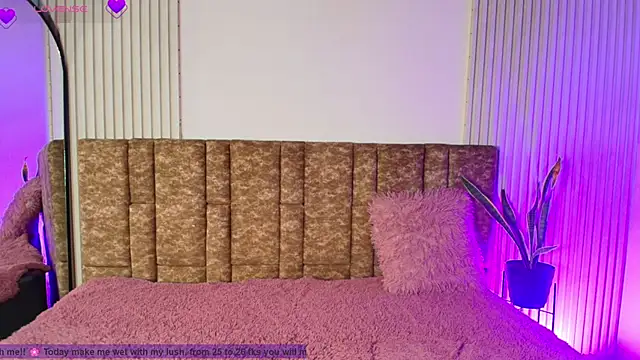 Missdionne curly online show from 2, 3, 2026