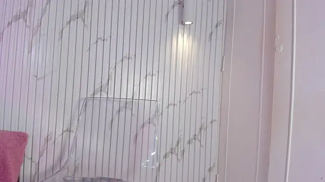 Missdionne curly online show from 15, 11, 2025