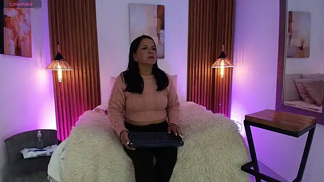 EvaGoddess  online show from 30, 6, 2026