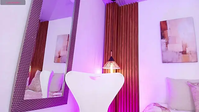 EvaGoddess  online show from 11, 4, 2026