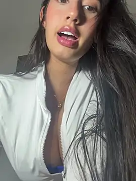 Julieta Duque online show from 25, 7, 2026