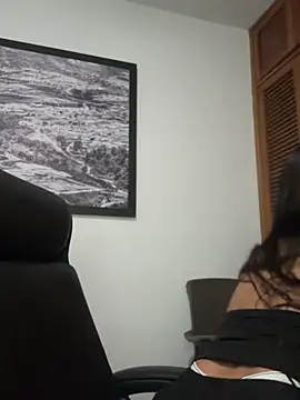 Julieta Duque online show from 24, 6, 2026