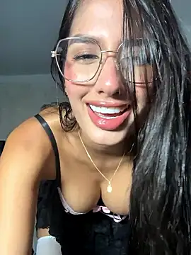 Julieta Duque online show from 15, 3, 2026