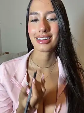 Julieta Duque online show from 11, 3, 2026