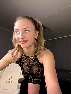 Mally Say online show from 21, 10, 2025