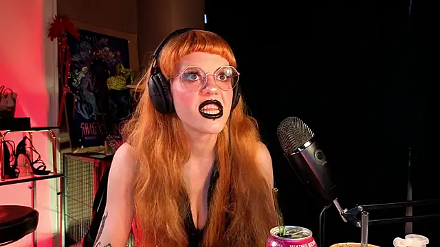 Snapshot of tacodeluxxxe chatting on 28, 5, 2026 tacodeluxxxe online show from 28, 5, 2026