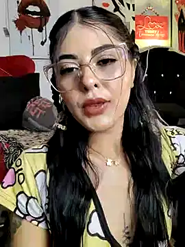 ValeNiitaLuv online show from 14, 2, 2026