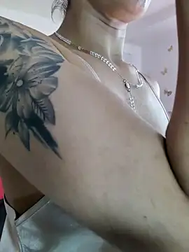 ValeNiitaLuv online show from 19, 4, 2026