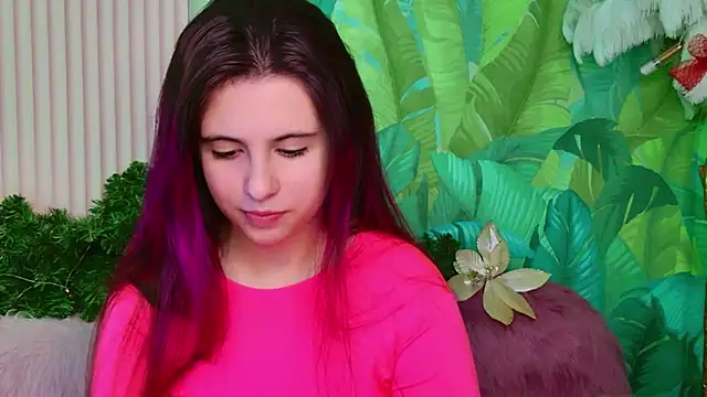 Akira Halls online show from 18, 12, 2025