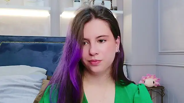 Akira Halls online show from 6, 11, 2025