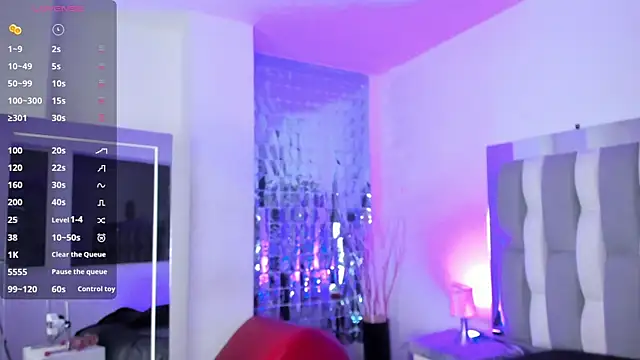 IsaDiiaz online show from 8, 10, 2025