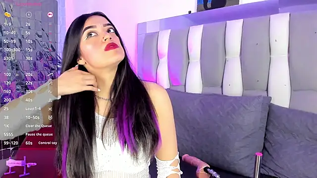 IsaDiiaz online show from 9, 11, 2025