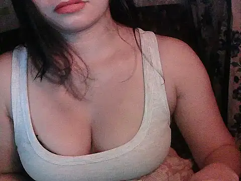 Snapshot of Hot_aya0516 chatting on 1, 6, 2026 Hot aya0516 online show from 1, 6, 2026