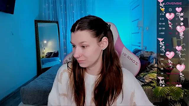 LinaBlossom  online show from 17, 5, 2026