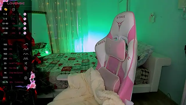 LinaBlossom  online show from 17, 12, 2025