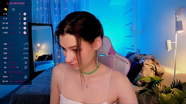 LinaBlossom  online show from 23, 5, 2026