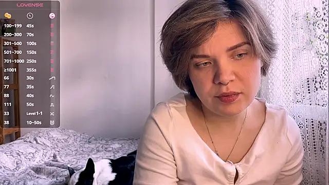 SabrinaFolts online show from 11, 10, 2025