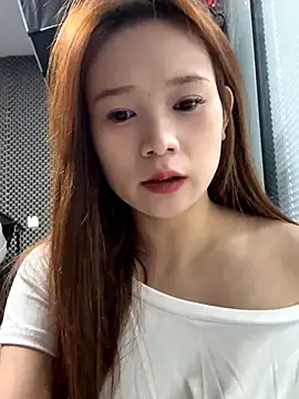 Snapshot of YY-27 chatting on 21, 10, 2025 YY-27 online show from 21, 10, 2025