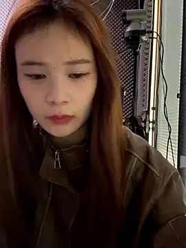 Snapshot of YY-27 chatting on 5, 11, 2025 YY-27 online show from 5, 11, 2025