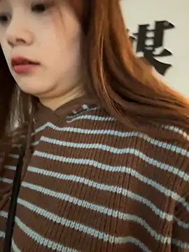 Snapshot of YY-27 chatting on 27, 10, 2025 YY-27 online show from 27, 10, 2025