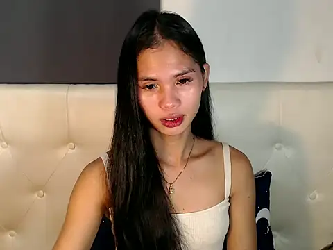 hugecock petite online show from 7, 10, 2025
