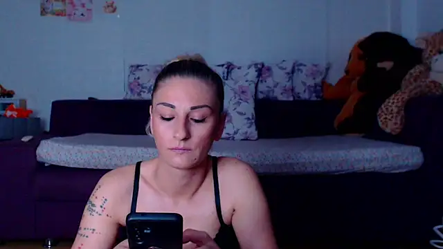 Snapshot of CassieSpell chatting on 16, 5, 2026 CassieSpell online show from 16, 5, 2026