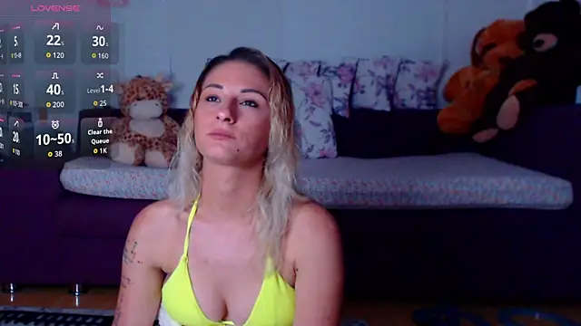 Snapshot of CassieSpell chatting on 4, 6, 2026 CassieSpell online show from 4, 6, 2026