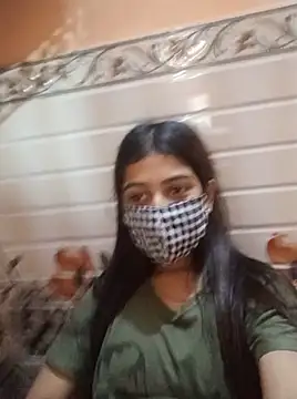 Ravina-90 online show from 5, 10, 2025