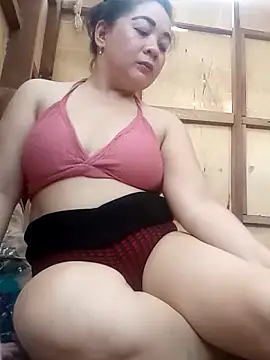 hornymom 01 online show from 5, 10, 2025