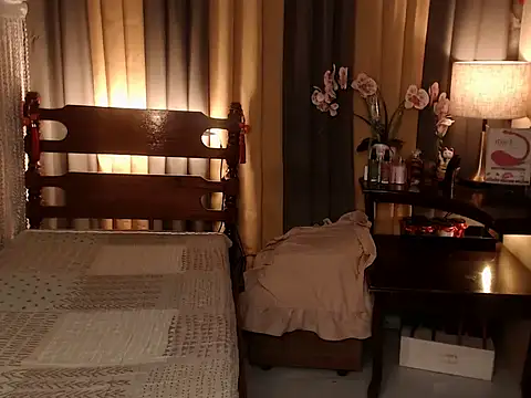 Jastine hunk online show from 14, 2, 2026