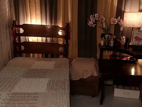 Jastine hunk online show from 13, 3, 2026