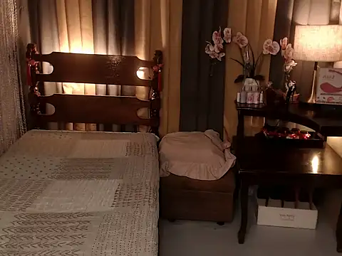 Jastine hunk online show from 15, 1, 2026