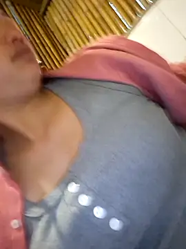 Snapshot of diamond-- chatting on 1, 5, 2026 diamond-- online show from 1, 5, 2026