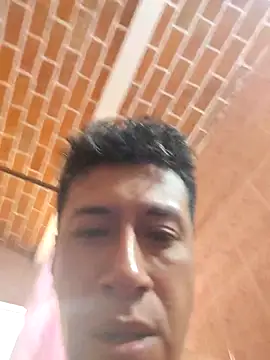 Carlos27hot online show from 4, 6, 2026