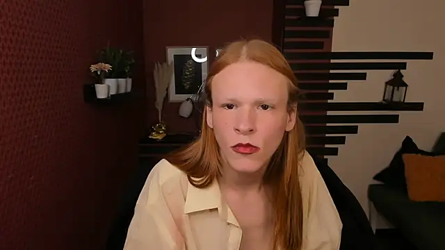 Snapshot of ChloeValentinee chatting on 5, 11, 2025 ChloeValentinee online show from 5, 11, 2025