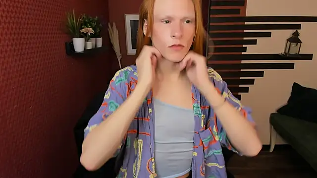 Snapshot of ChloeValentinee chatting on 28, 10, 2025 ChloeValentinee online show from 28, 10, 2025