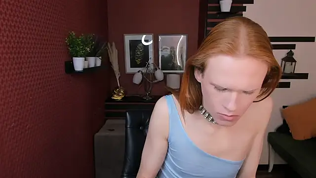 Snapshot of ChloeValentinee chatting on 23, 10, 2025 ChloeValentinee online show from 23, 10, 2025