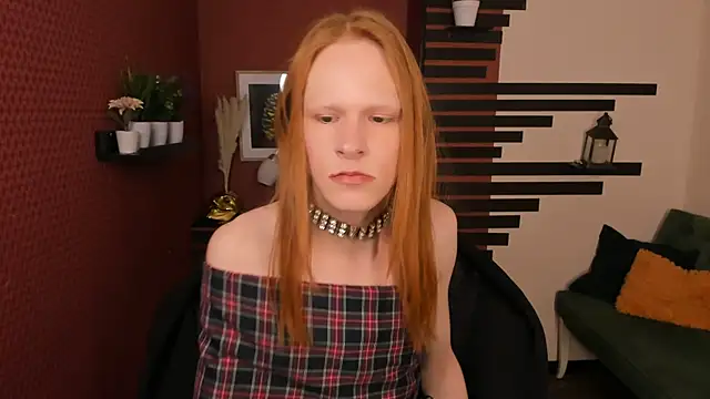 Snapshot of ChloeValentinee chatting on 31, 10, 2025 ChloeValentinee online show from 31, 10, 2025