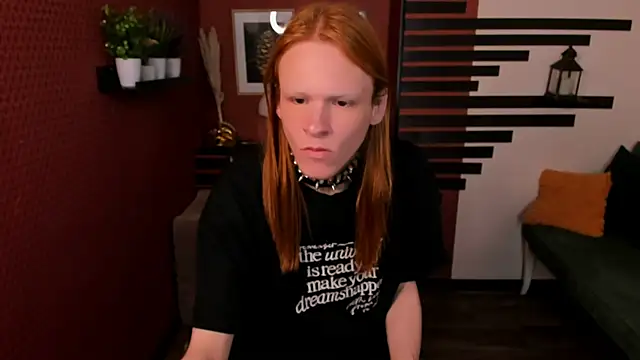 Snapshot of ChloeValentinee chatting on 19, 10, 2025 ChloeValentinee online show from 19, 10, 2025